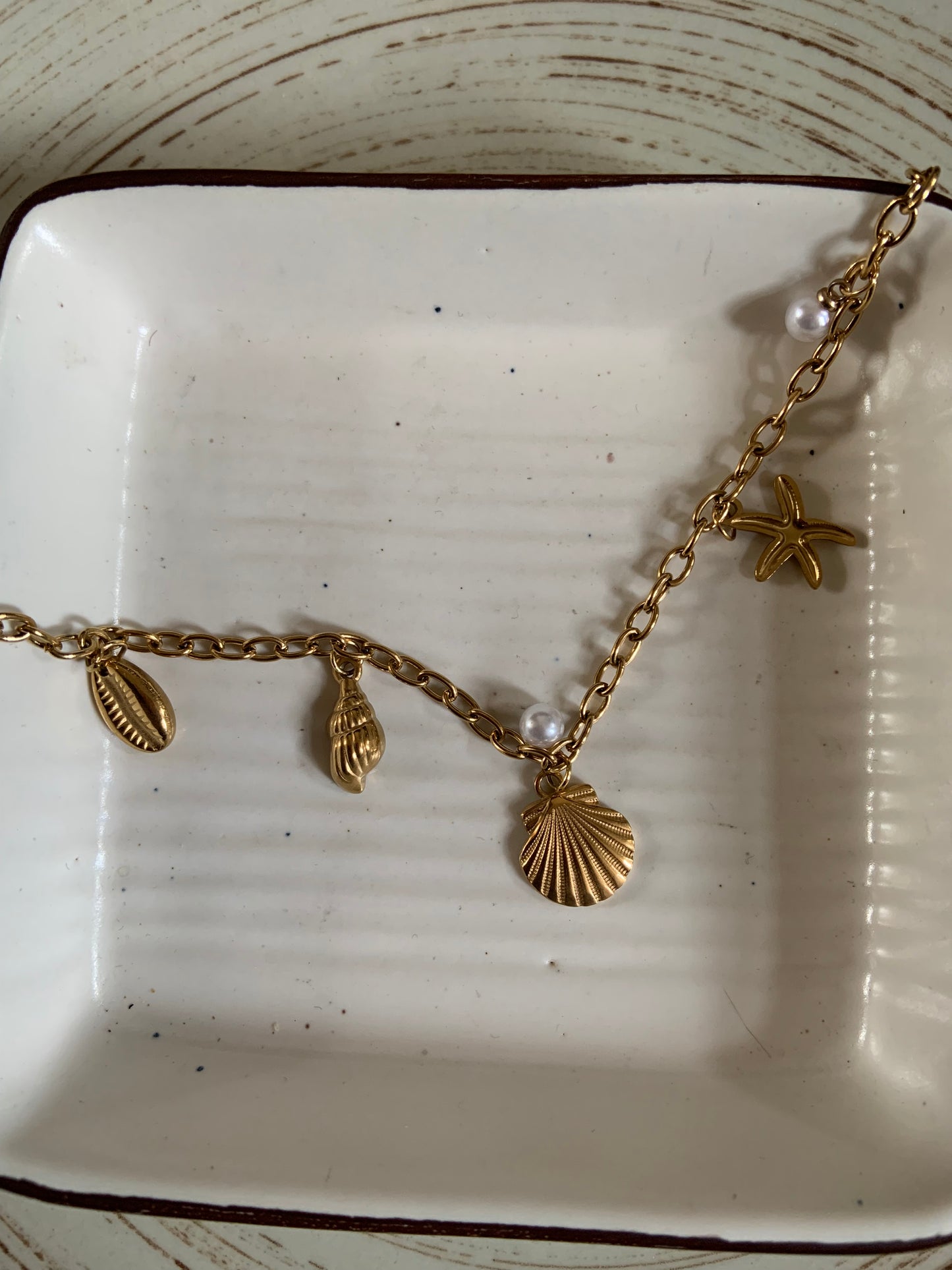 Coartal Fliss Necklace (sea ,shell ,starfish ,pearl)