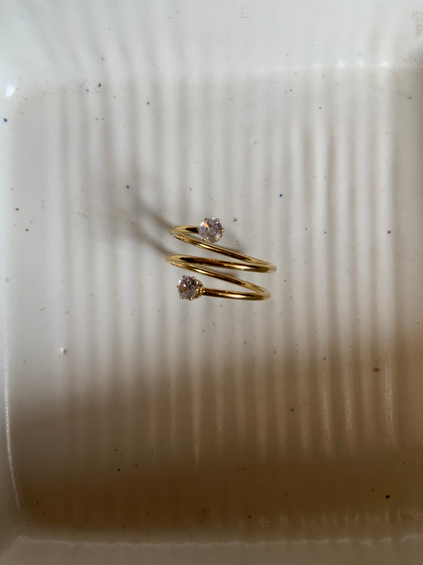 Spiral Rings With Dual Crystal