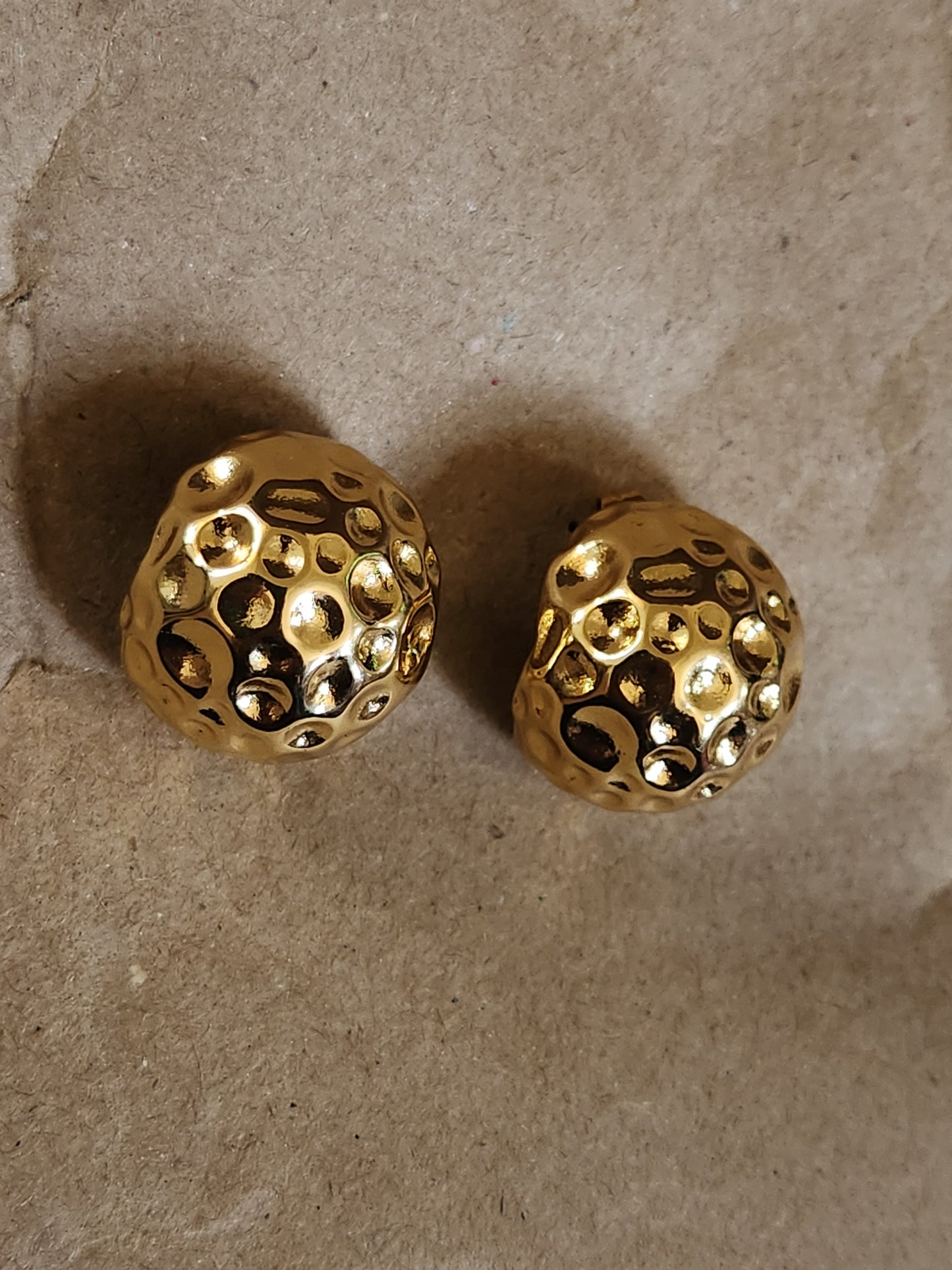 Golden Globe Studs