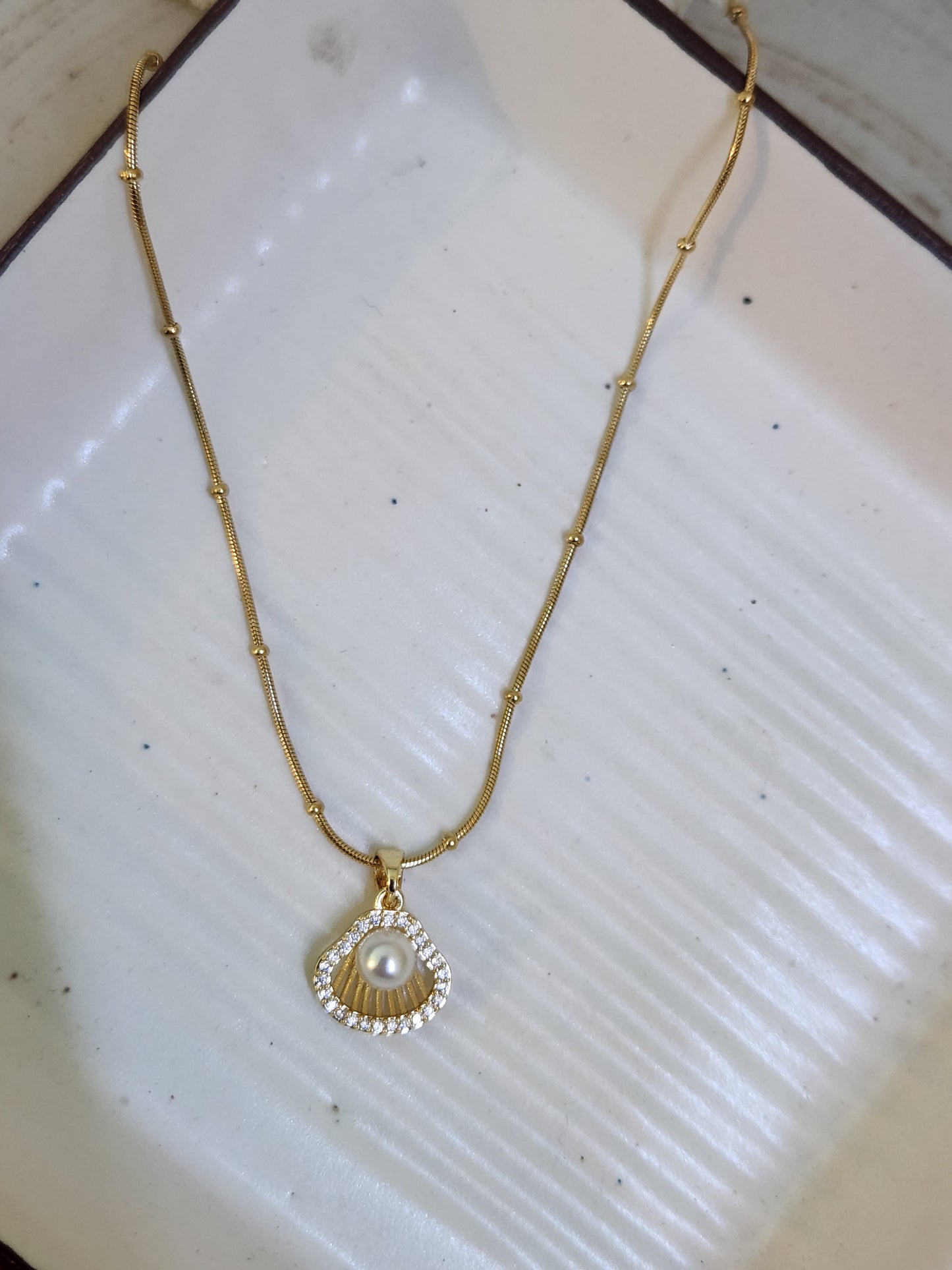 Pearl With Oyster Zircon Necklace