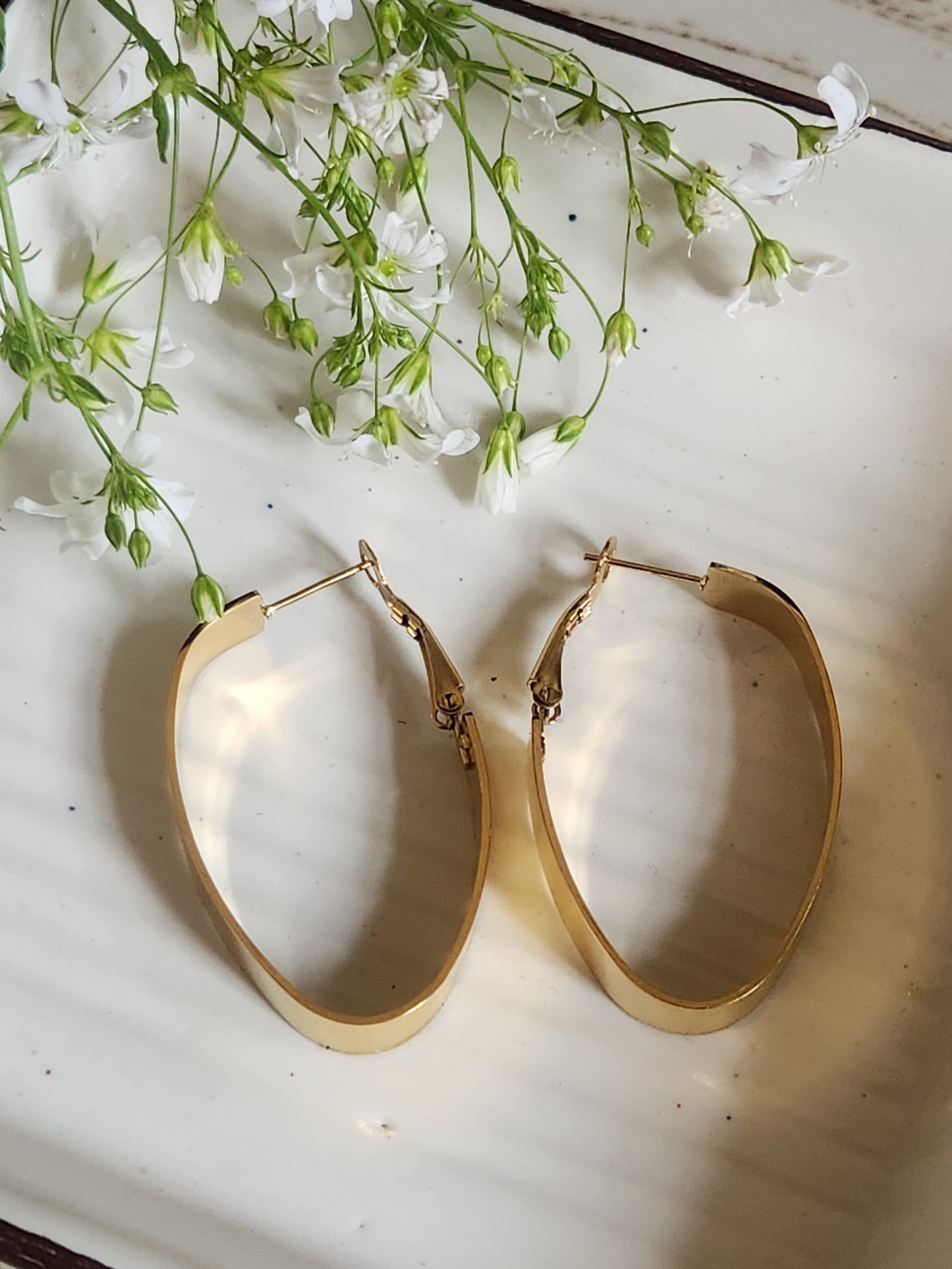 The Big Oval Hoops