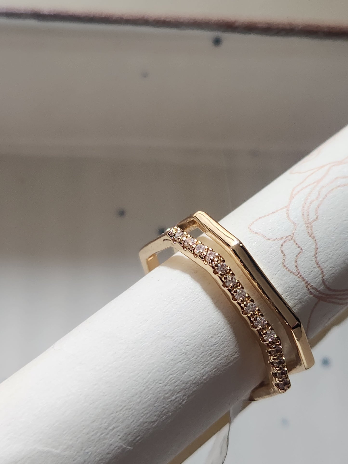 Crystal Parallel Ring