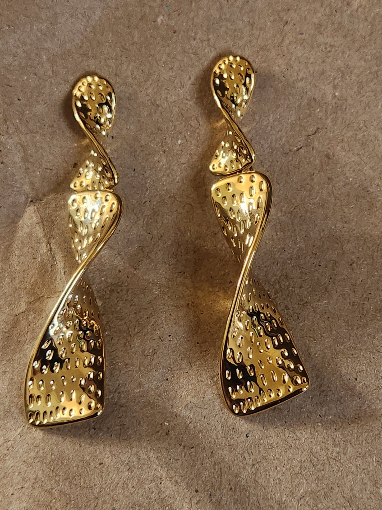Twisted Hanging Dangler Earrings