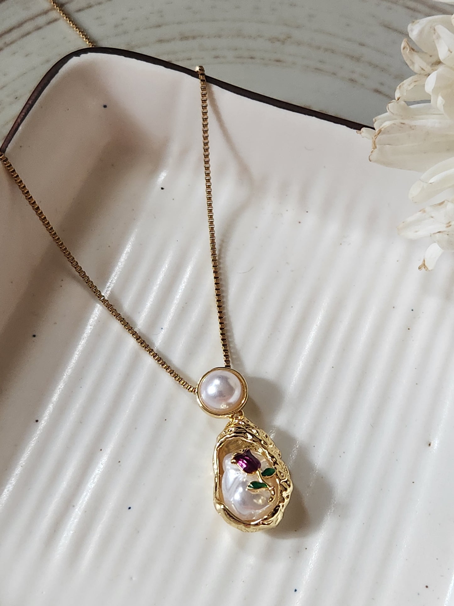 Pearl Rose Vintage Necklace