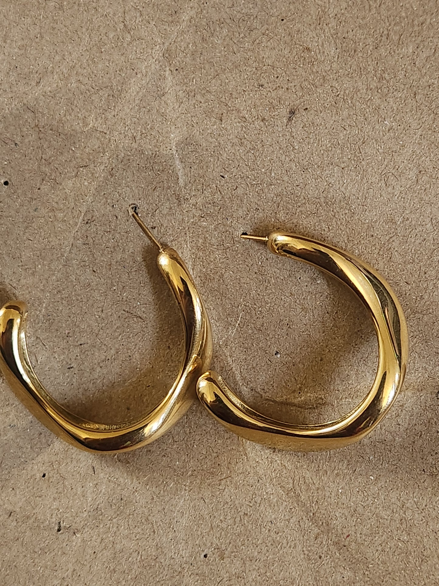 Twisted Solid Statement Hoops