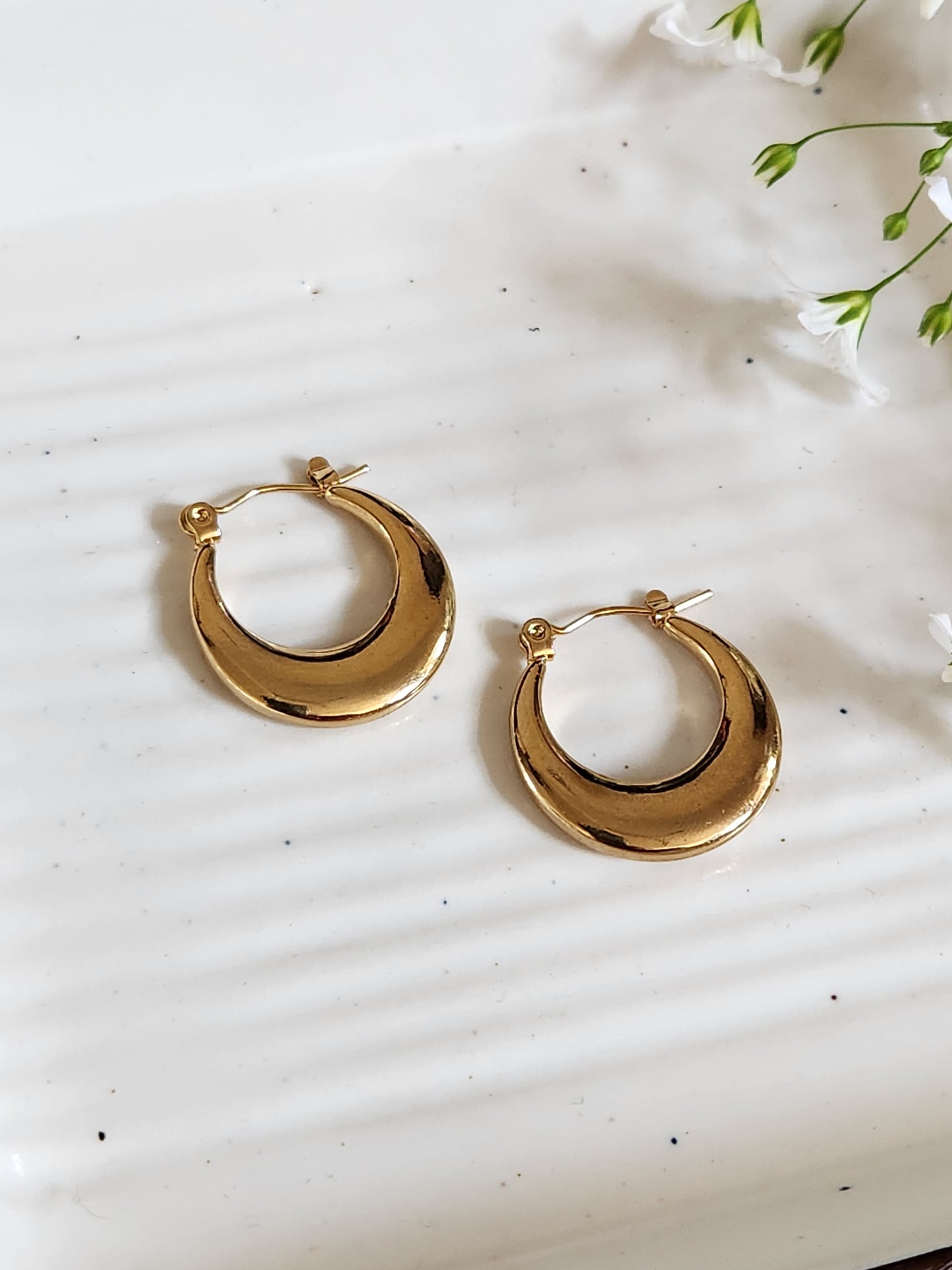 Round Golden Hoops