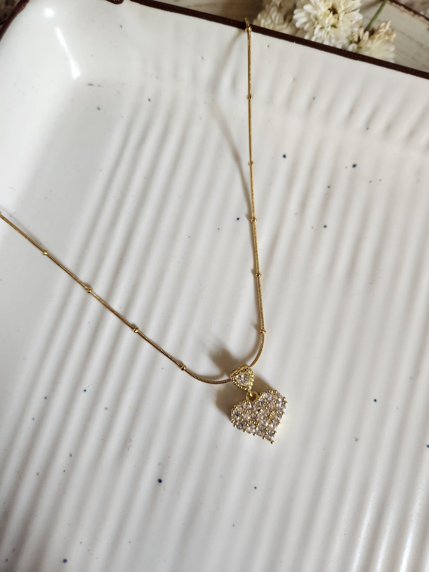 Big Zircon Heart With Knotted Chain