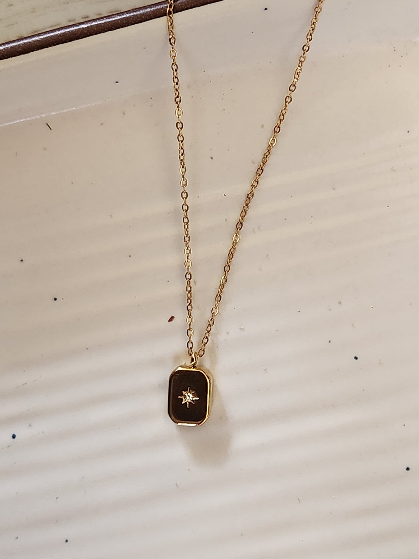 Shining Star Flock Necklace
