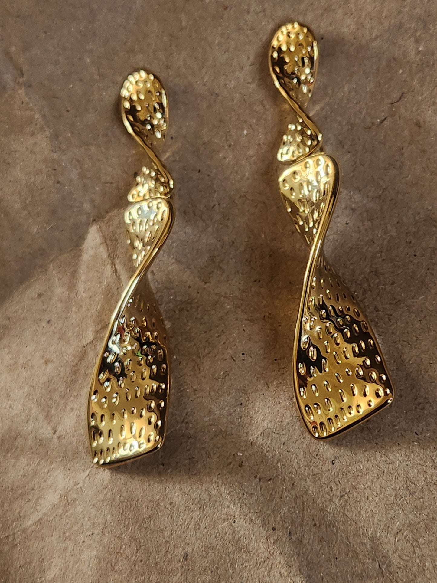 Twisted Hanging Dangler Earrings