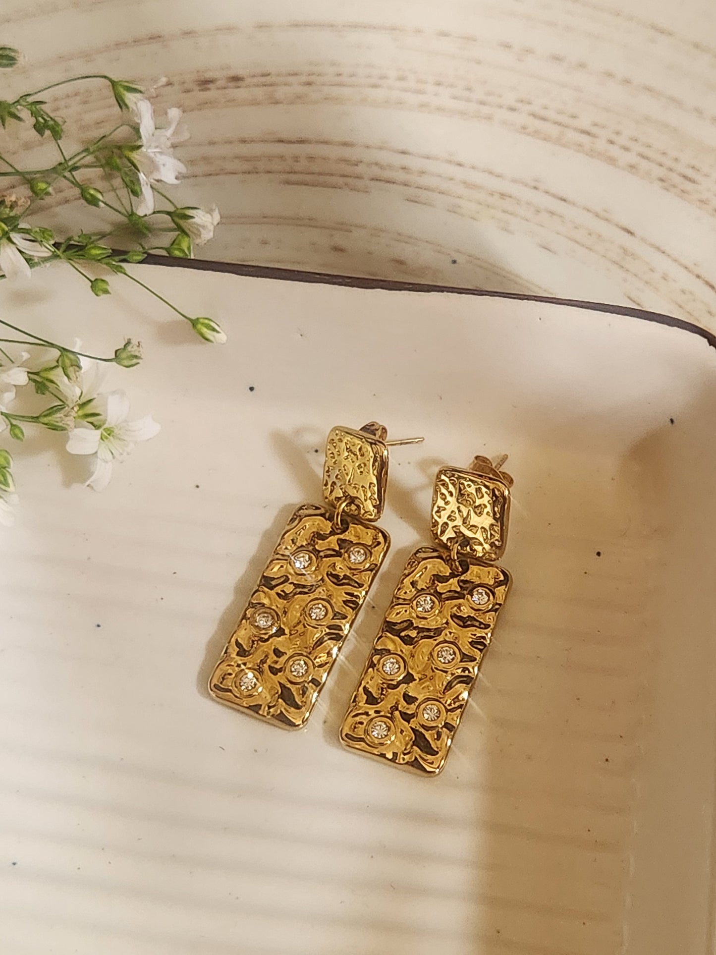 Rectangle Dangler With Zircon