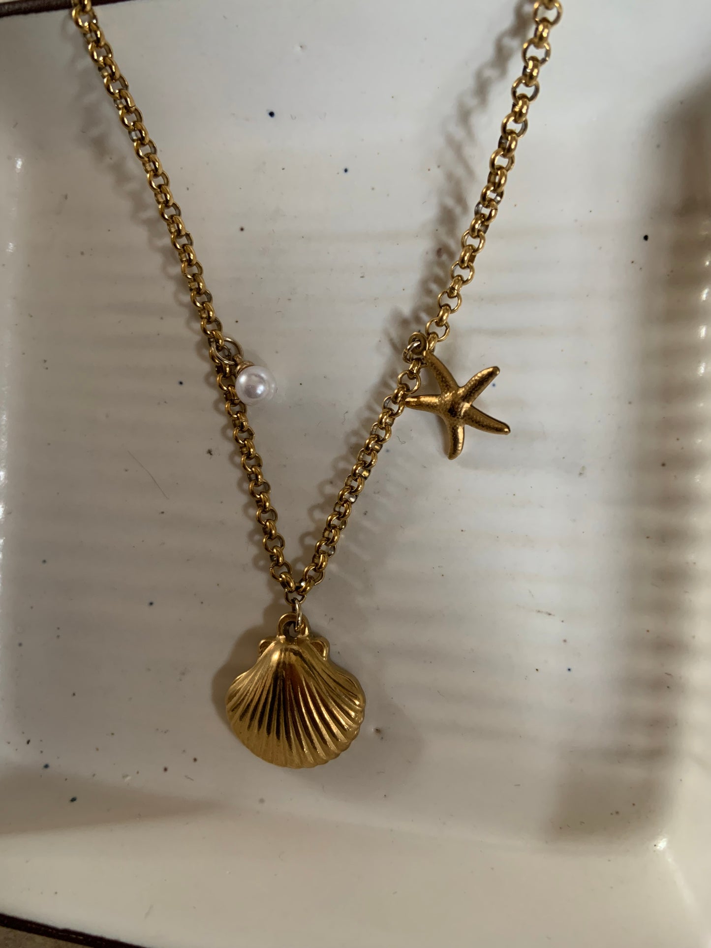 Dreamy Beach Necklace Pearl Starfish Shell