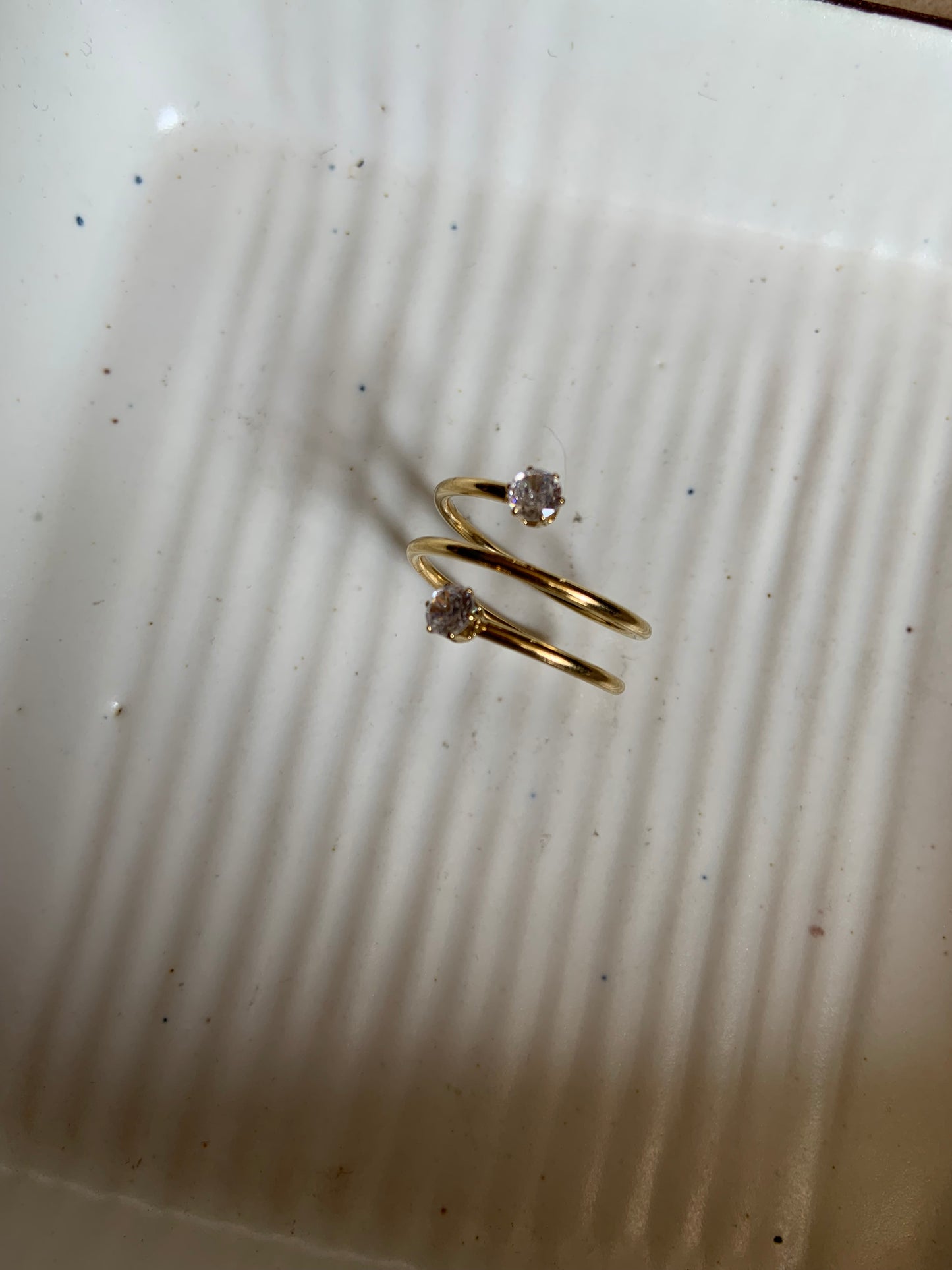 Spiral Rings With Dual Crystal