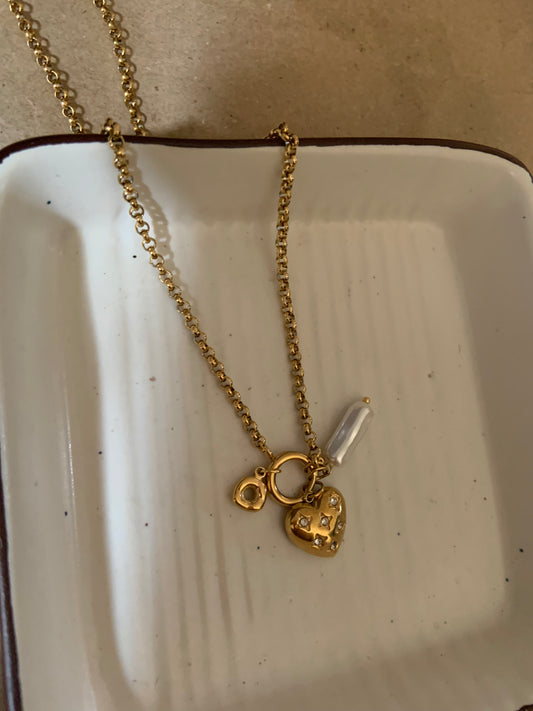 Zircon Heart With Pearl Necklace