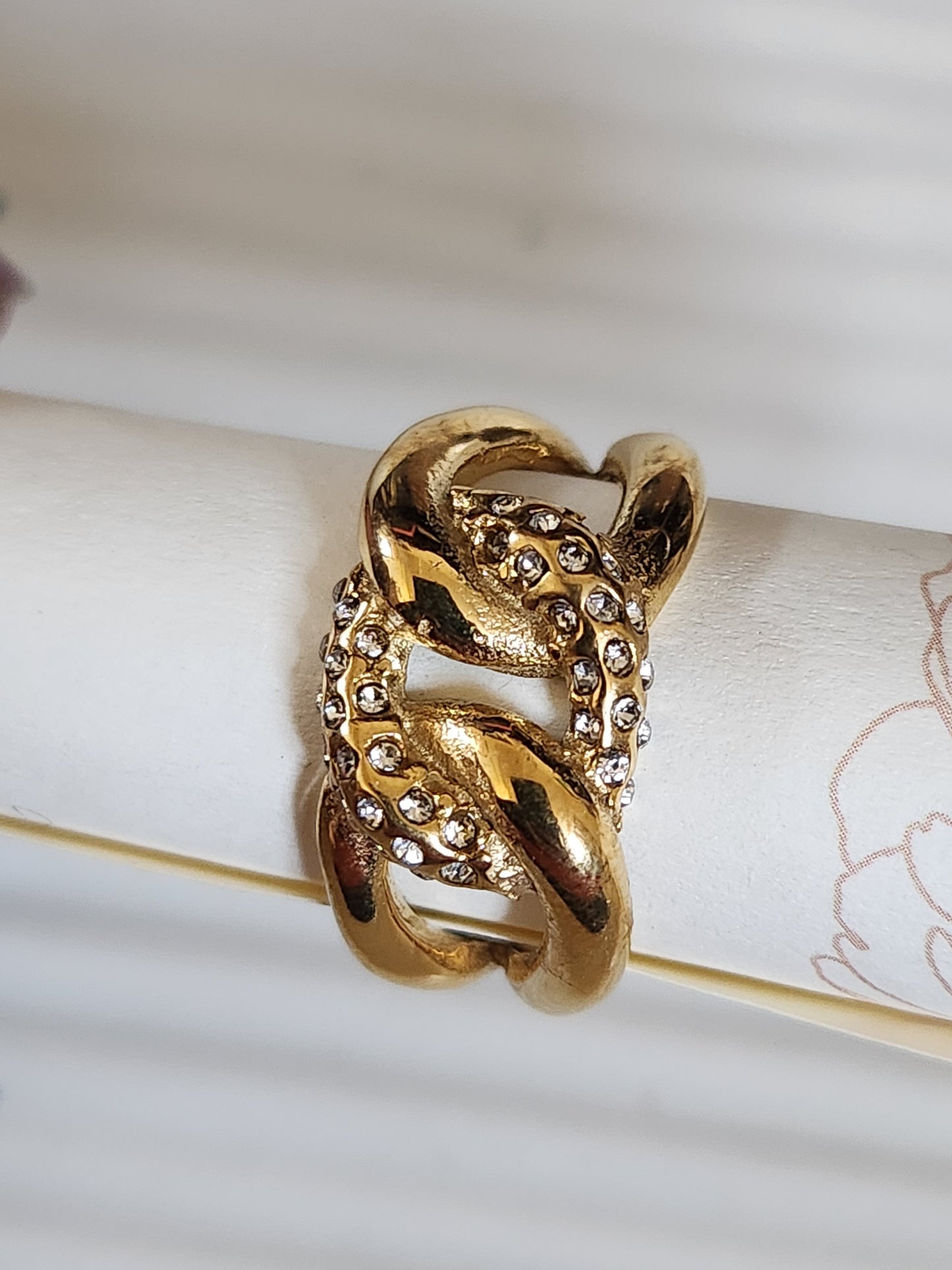 Chain Ring With Zircon
