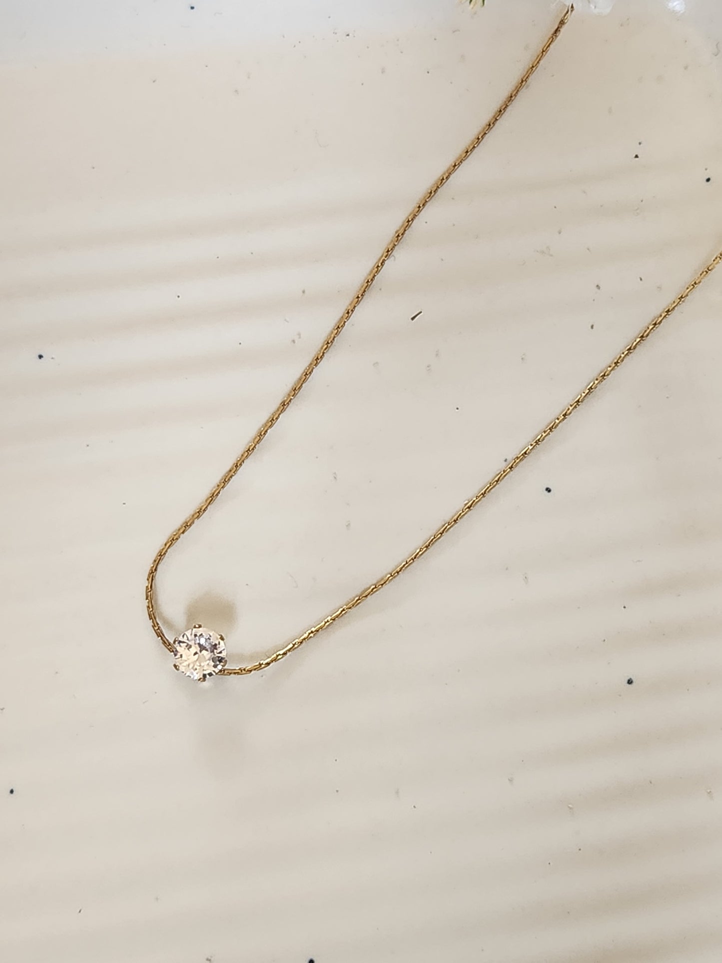 Dainty Chain Single Solidated