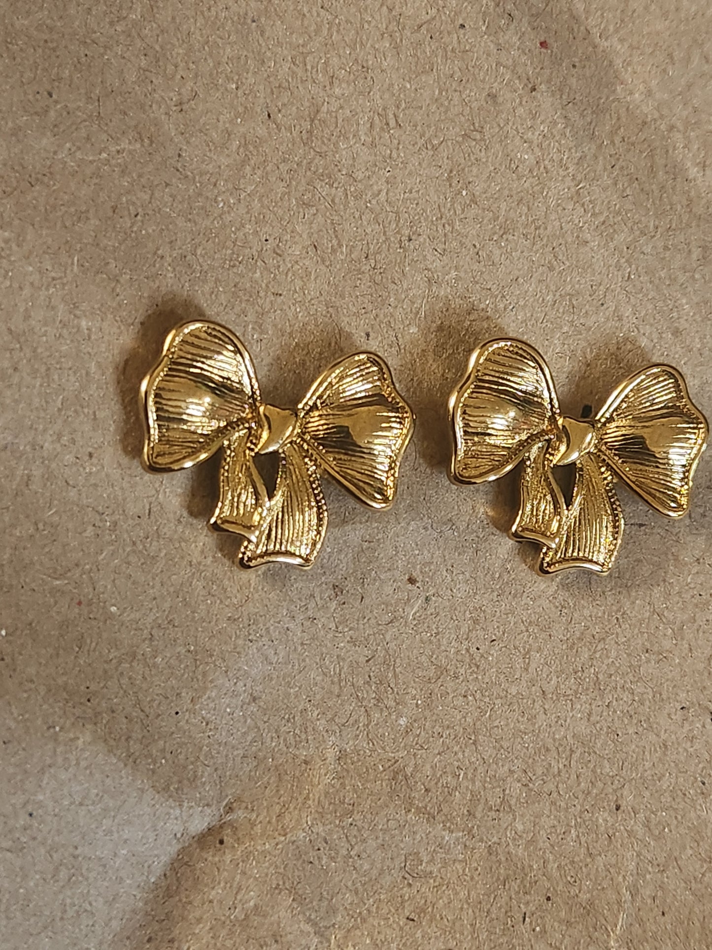Kawai Fow Little Studs