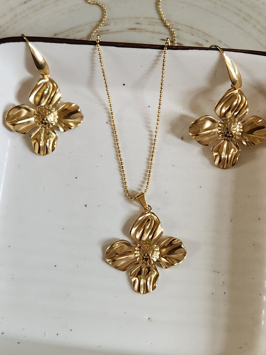 Wild Flow Necklace Set With Earrings