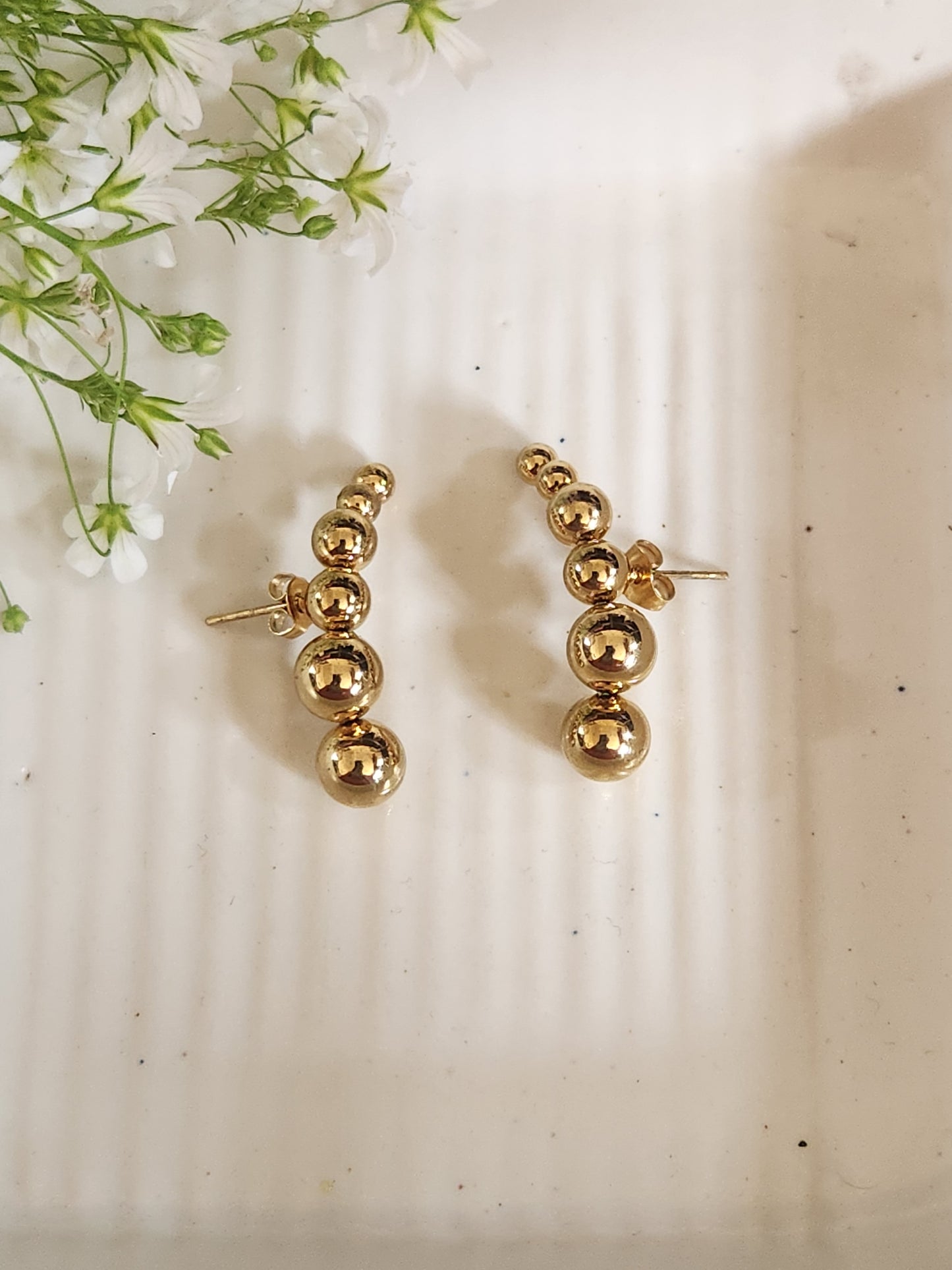 The Spheres Studs