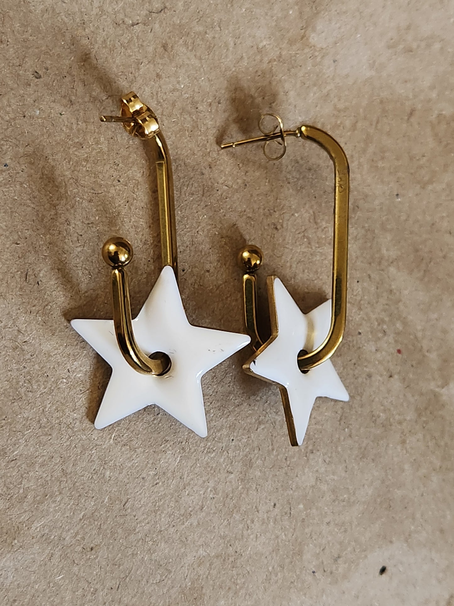 White Star Retro Earrings