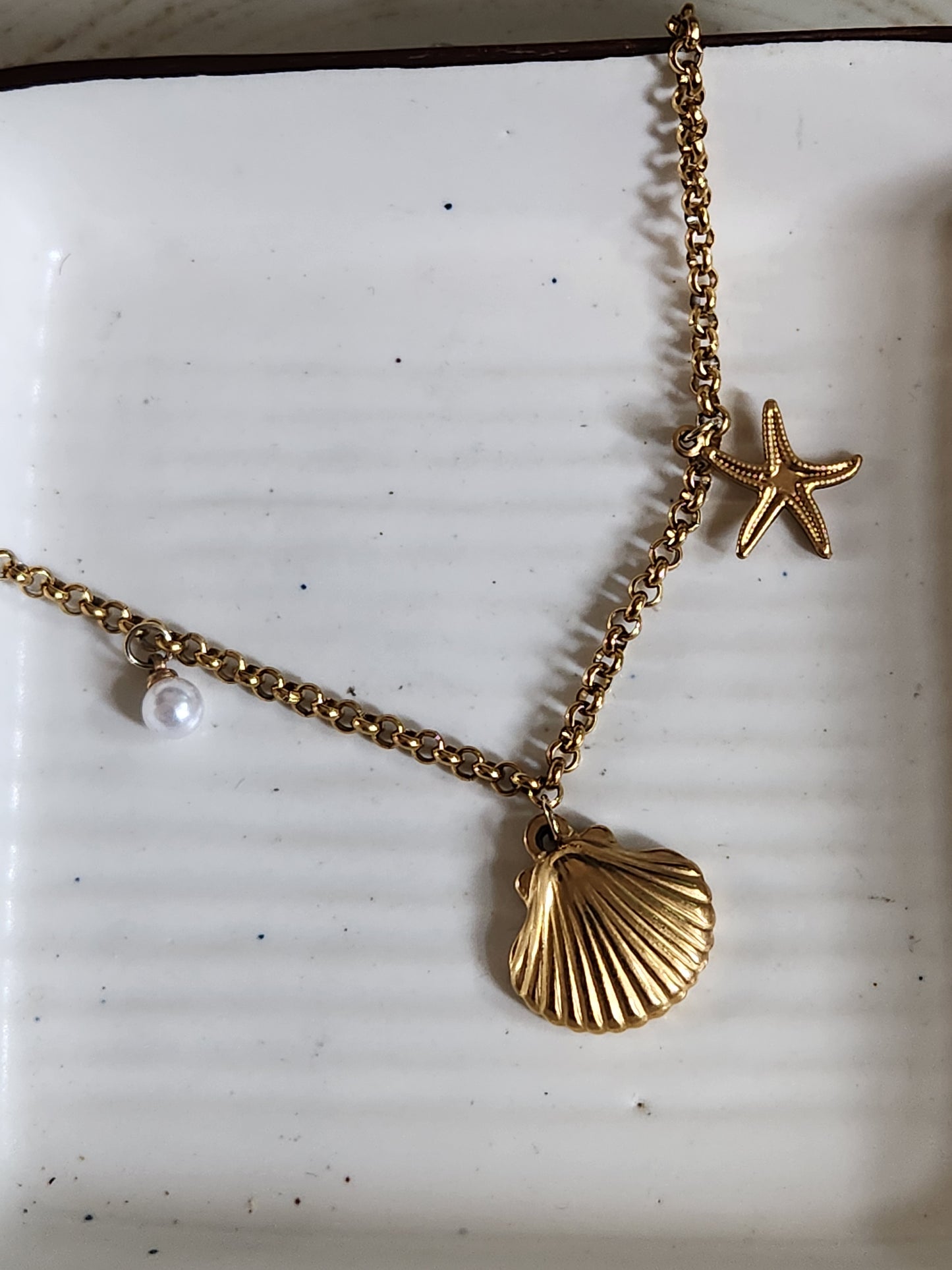 Dreamy Beach Necklace Pearl Starfish Shell