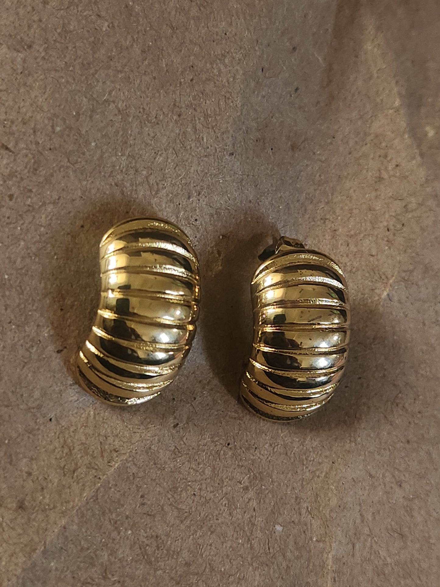 Mini Lined Hoops