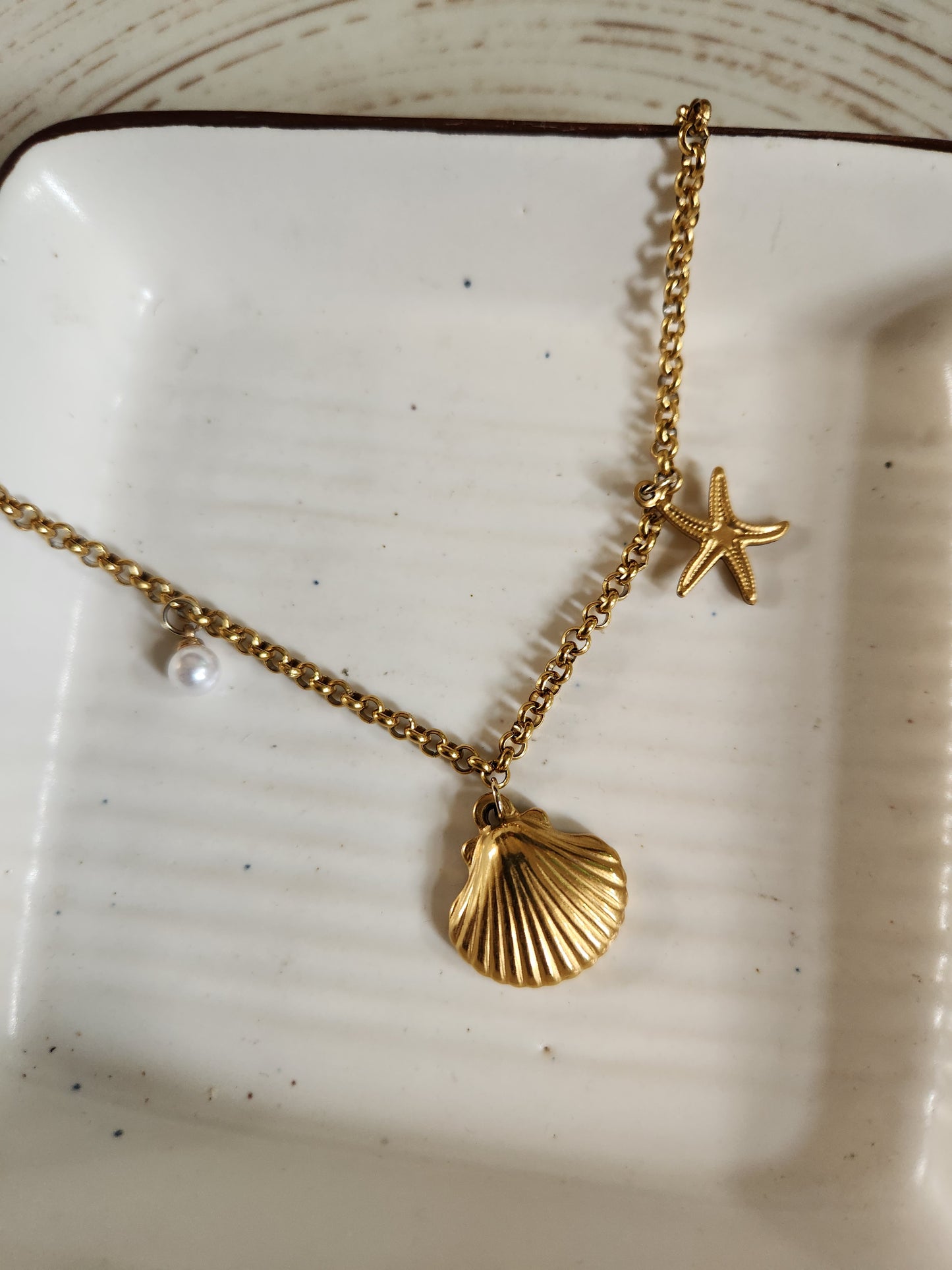 Dreamy Beach Necklace Pearl Starfish Shell
