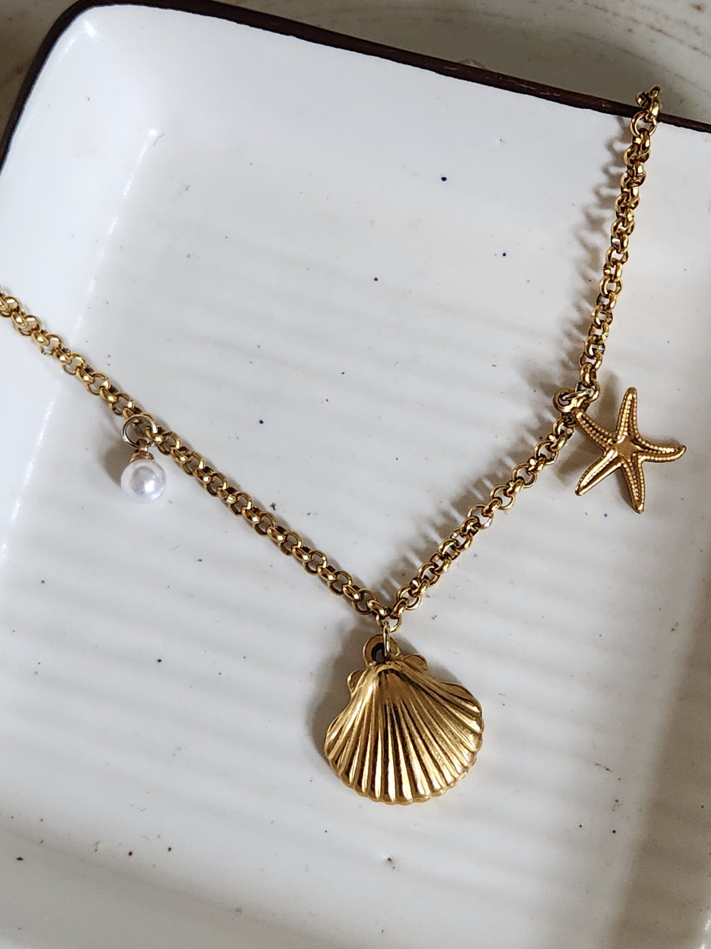 Dreamy Beach Necklace Pearl Starfish Shell