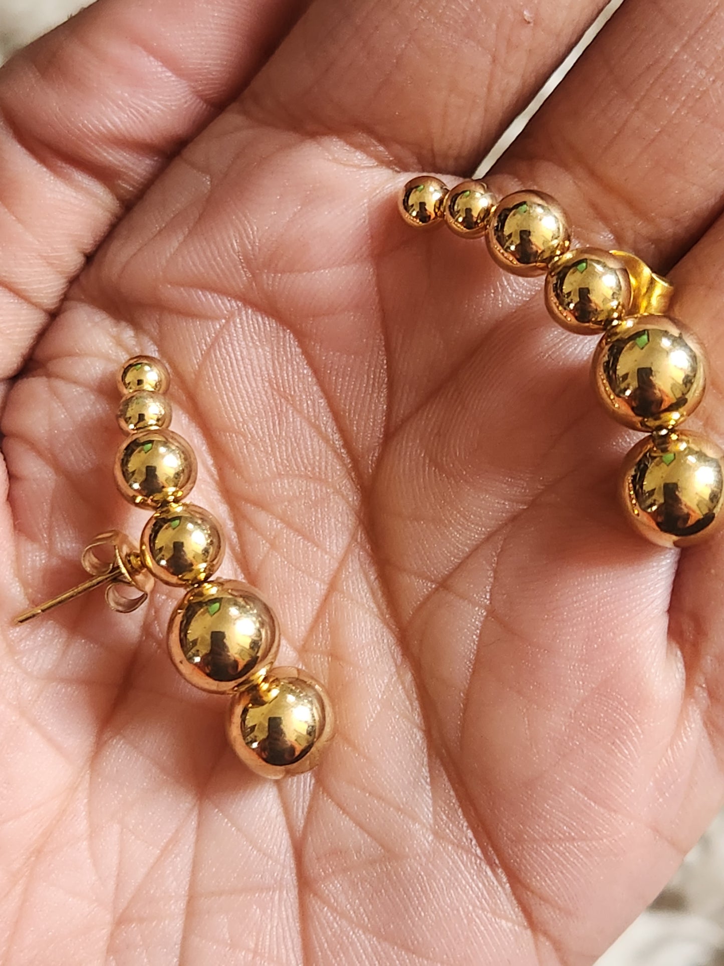 The Spheres Studs