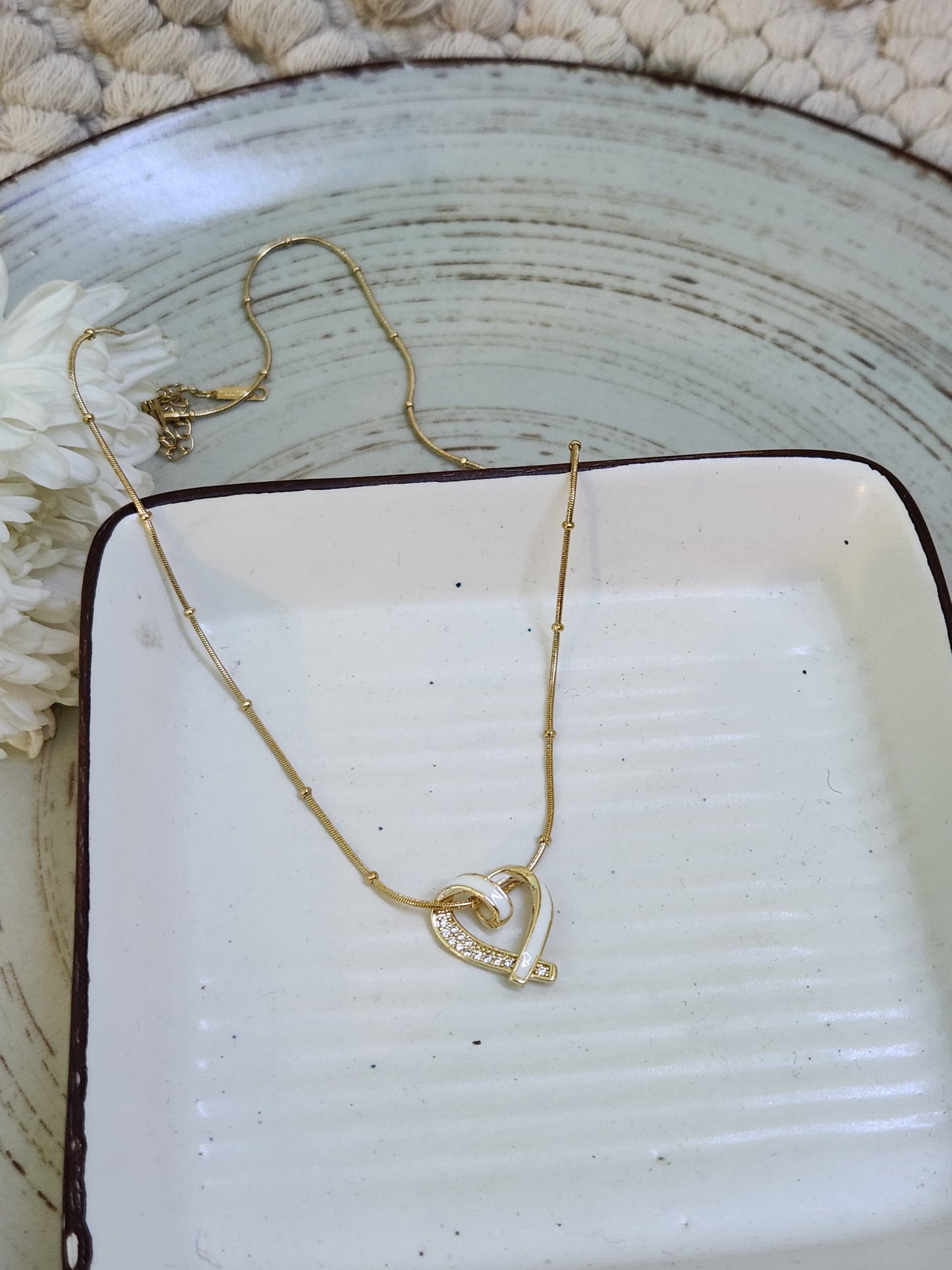 White Zircon Riffon Heart Necklace